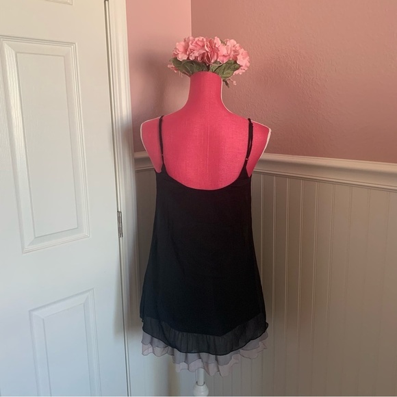 Chiffon Tiered Adjustable Spaghetti Strap Blouse, Flower Detail, Women’s size S - Picture 5 of 9